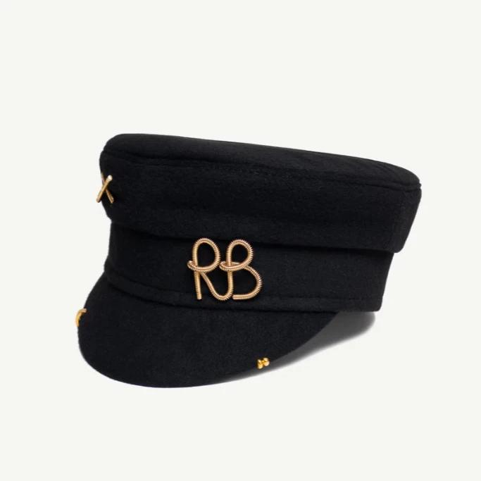 2026 New Women s Fashion Flat Cap British Retro Newsboy caps with Earrings Pierced Baker Boy Cap One Size