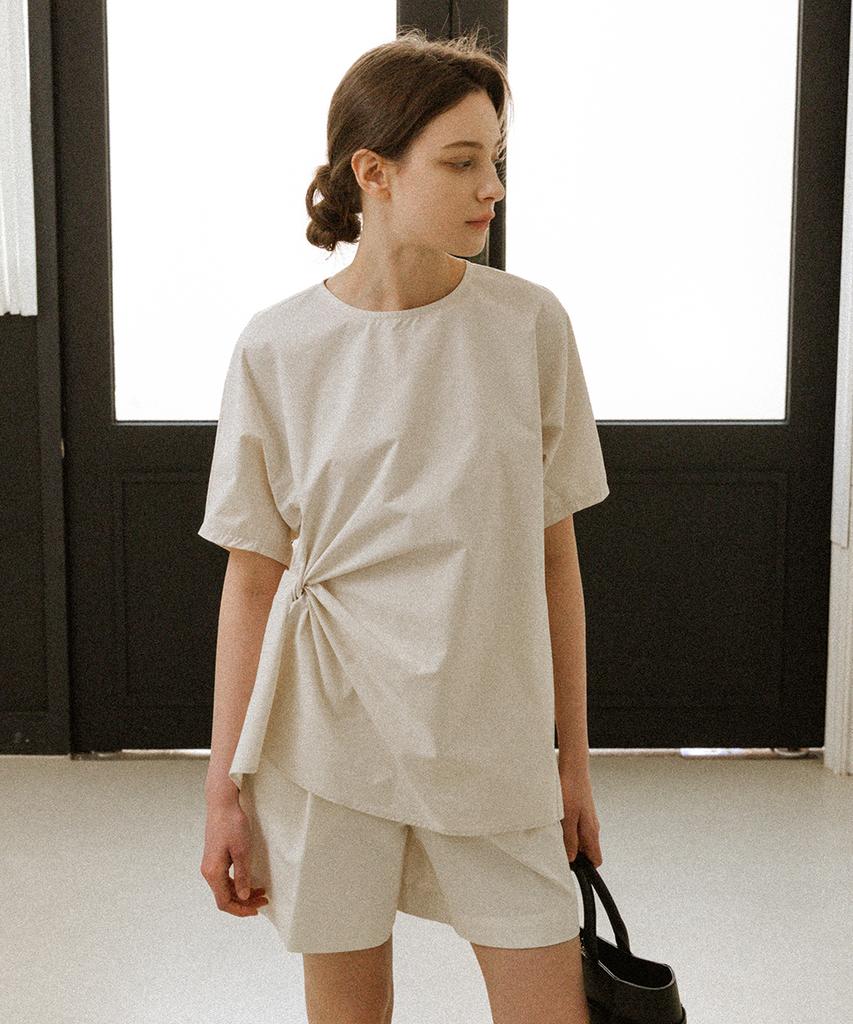 KNOWING Twisted Blouse (Beige)