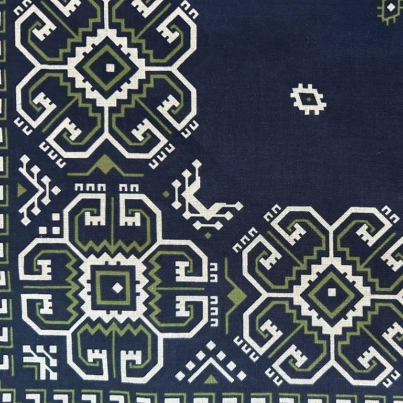 Bandanas Ethniques Élégants pour les Amateurs de Hip Hop Foulard Carré Respirant et Couvre-chef Accessoire de Cheveux Unisexe pour Femmes