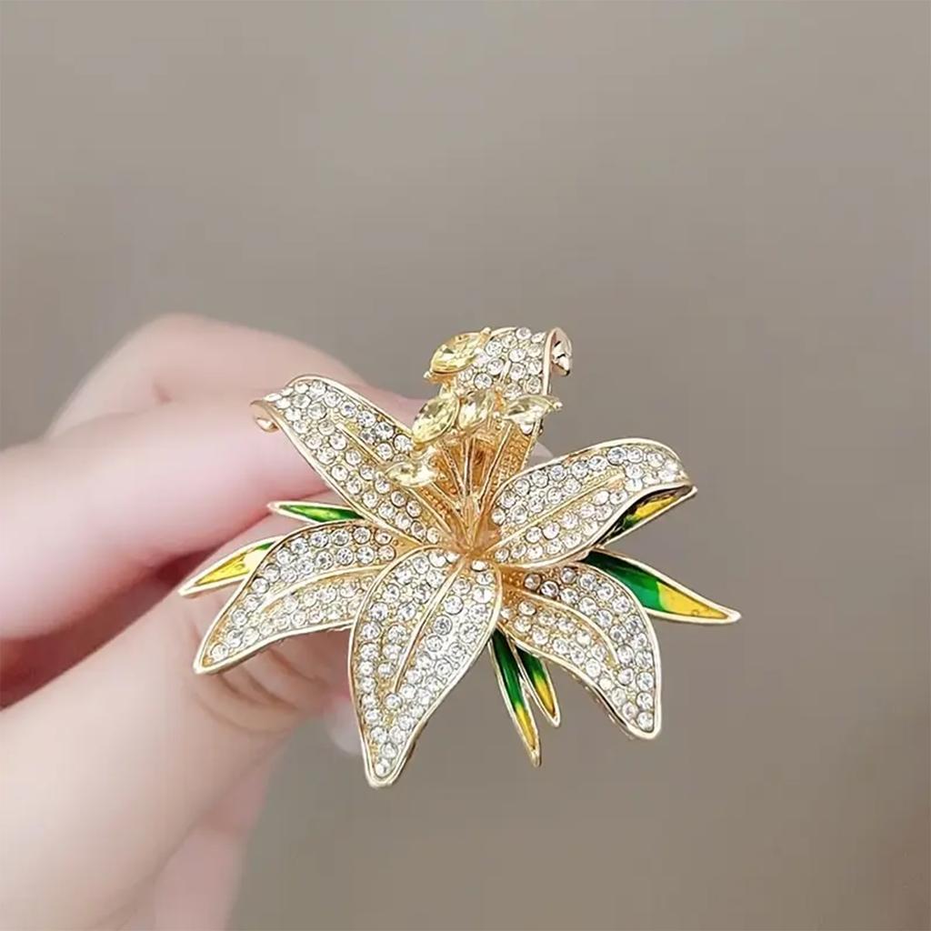 Luxurious Lily Flower Brooch Elegant and Simple Style Versatile Pin Collar Fashionable Accessory
