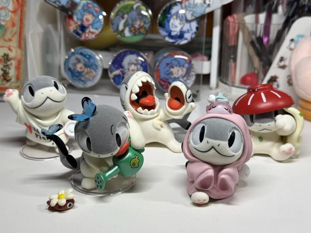 New Genuine Sharkitty Ver.1 Series Flocking  Kawaii Animal Figure Surprise Box Desk Decor Ornament Birthday Gift