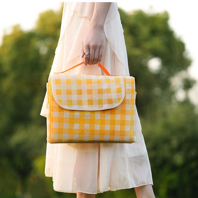 Outdoor Waterproof Moistureproof Picnic Mat  Thickened with Aluminium Thin Camping  Beach Tent Mat Waterproof Lawn Mat  Multiple Sizes