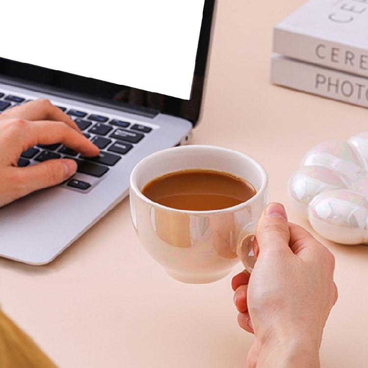200ml Ceramics Coffee Mugs with Flower Shape Saucers Porcelains Drink Cups Unique Coffee Cups Gift for Women Girlfriend