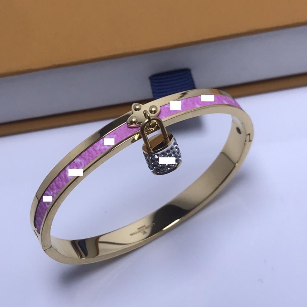 Cross-border L Four-Leaf Clover Leather Bracelet with Pink Leather, Small Padlock, and Tassel for Couples