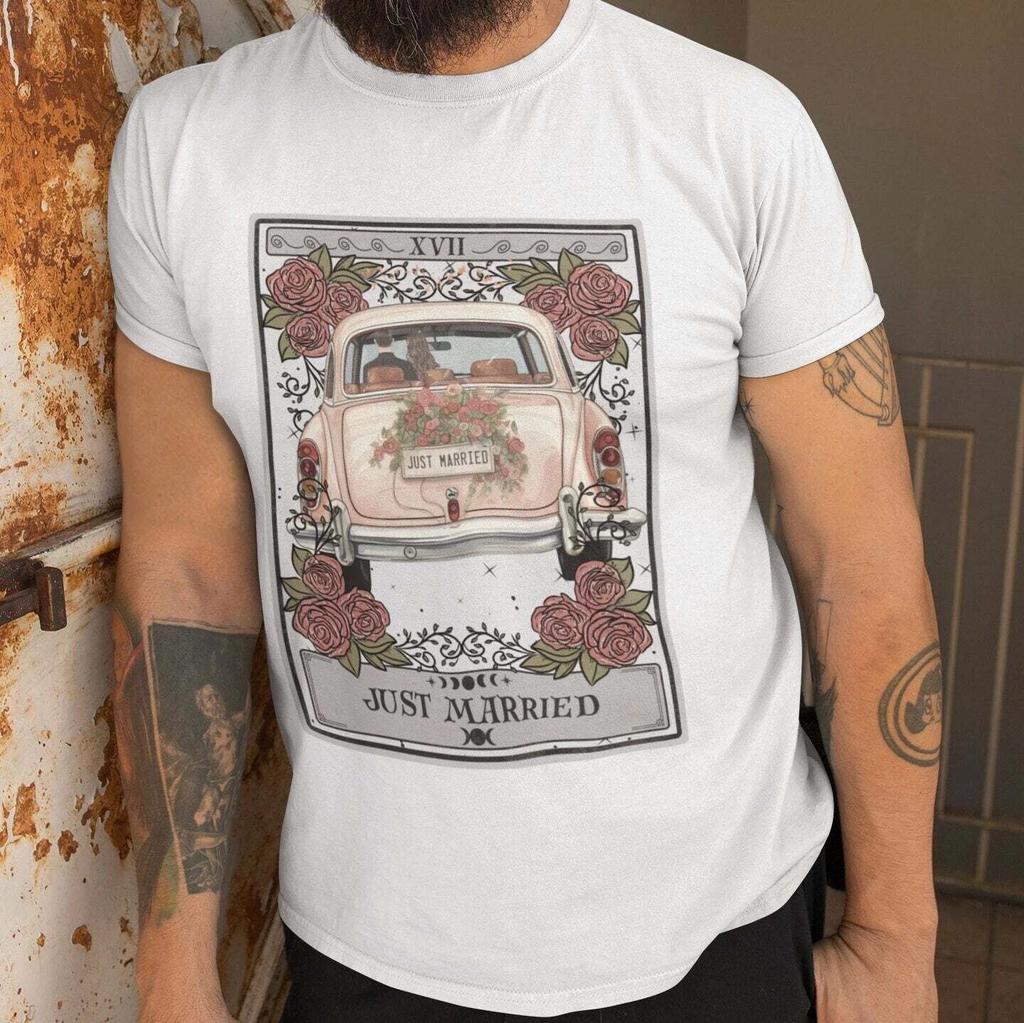 Just Married Tarot Card T-Shirt