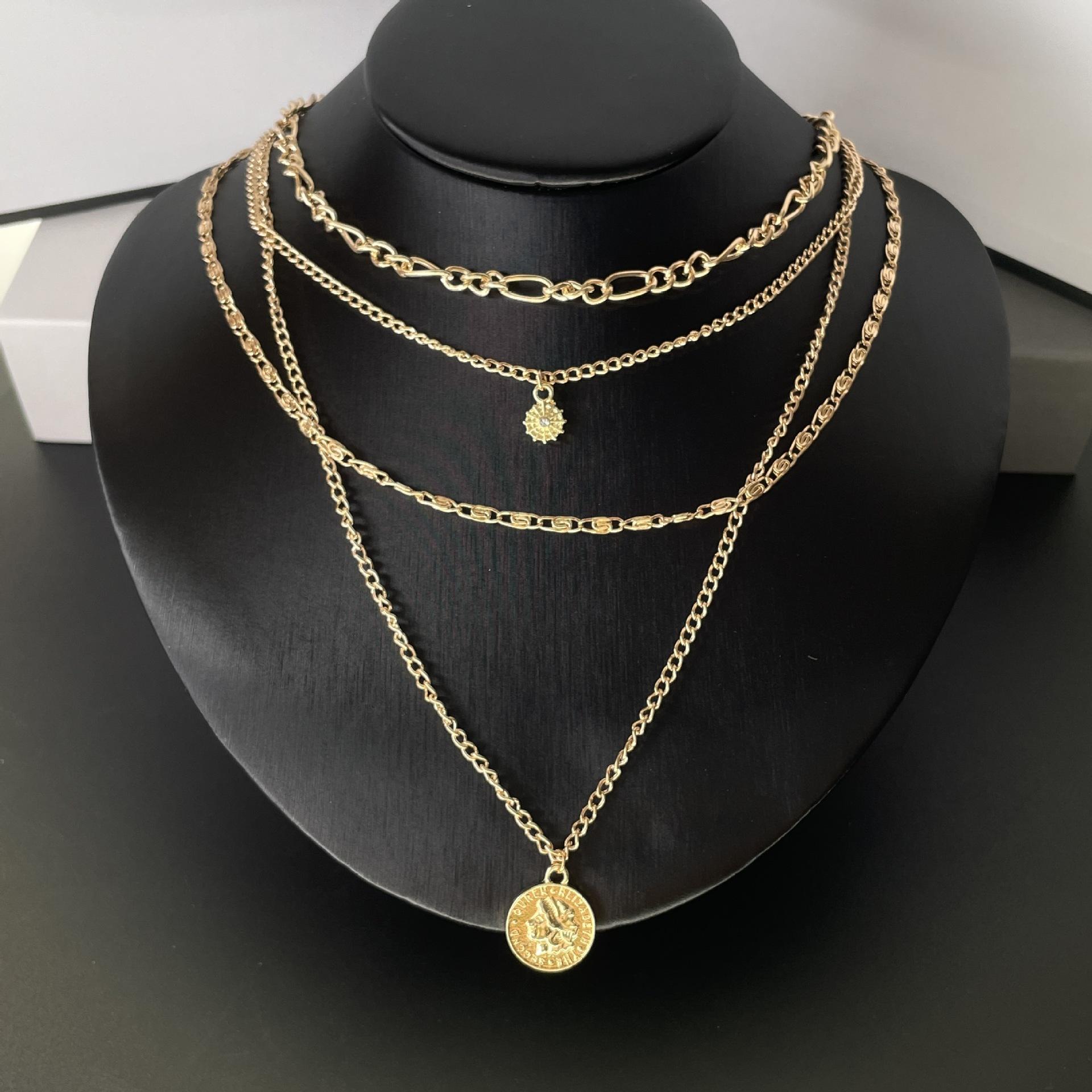 

Fashion Punk Coin Pendant Layered Chain Clavicle Necklace for Women , Electroplated Gold Finish золотий
