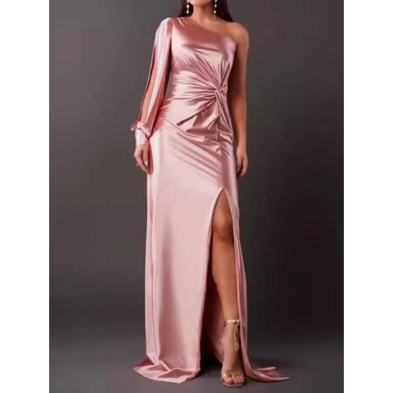 "2024 European & American Women's Off-Shoulder Raglan Sleeve Pleated Slit Long Skirt"