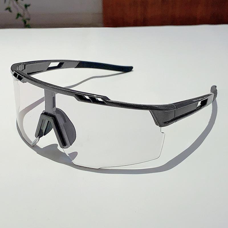 

Punk Photochromic Sunglasses Women For Men Luxury Brand Designer Vintage Sun Glasses Ski Cycling Windproof Outdoor Sport Goggle