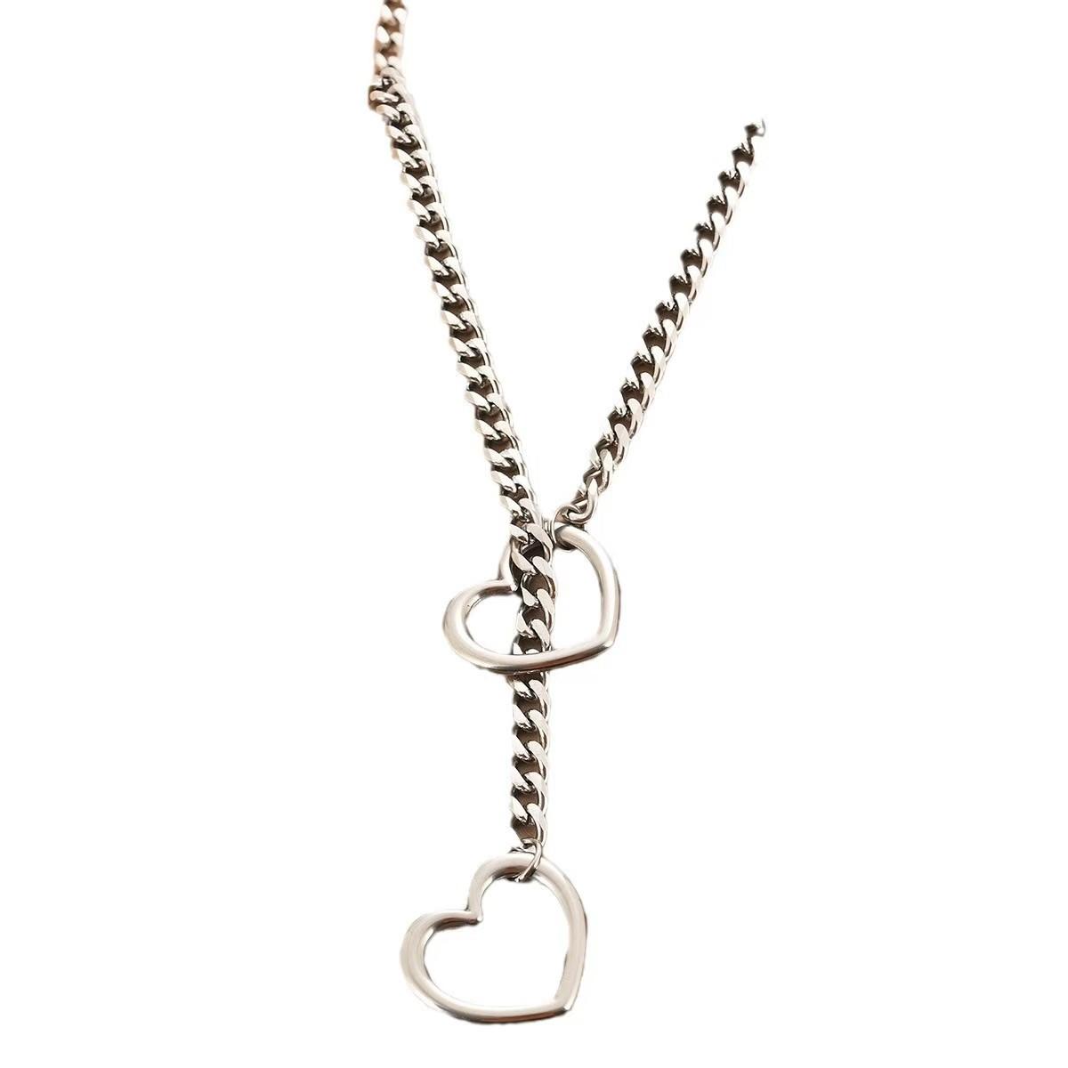 European and American new sliding chain necklace fashion heart ring punk rock long chain design girl necklace