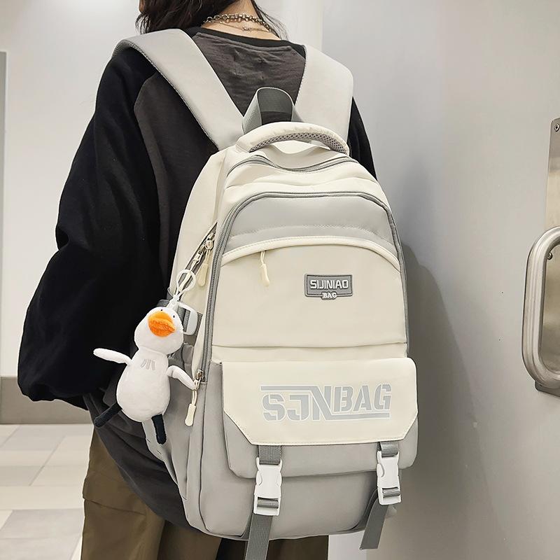 College Students  High School Students Girls Boys  Backpacks  Junior High School Students  Elementary School Students  Backpacks