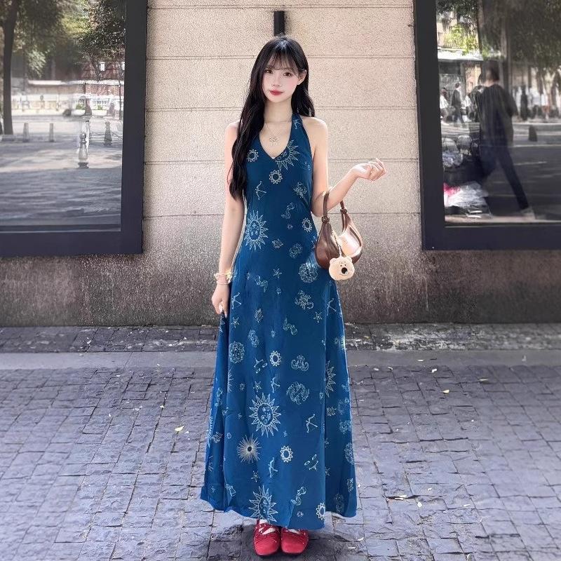 French retro blue V-neck floral vest dress for women's summer small man with waist and thin temperament a-word long dress