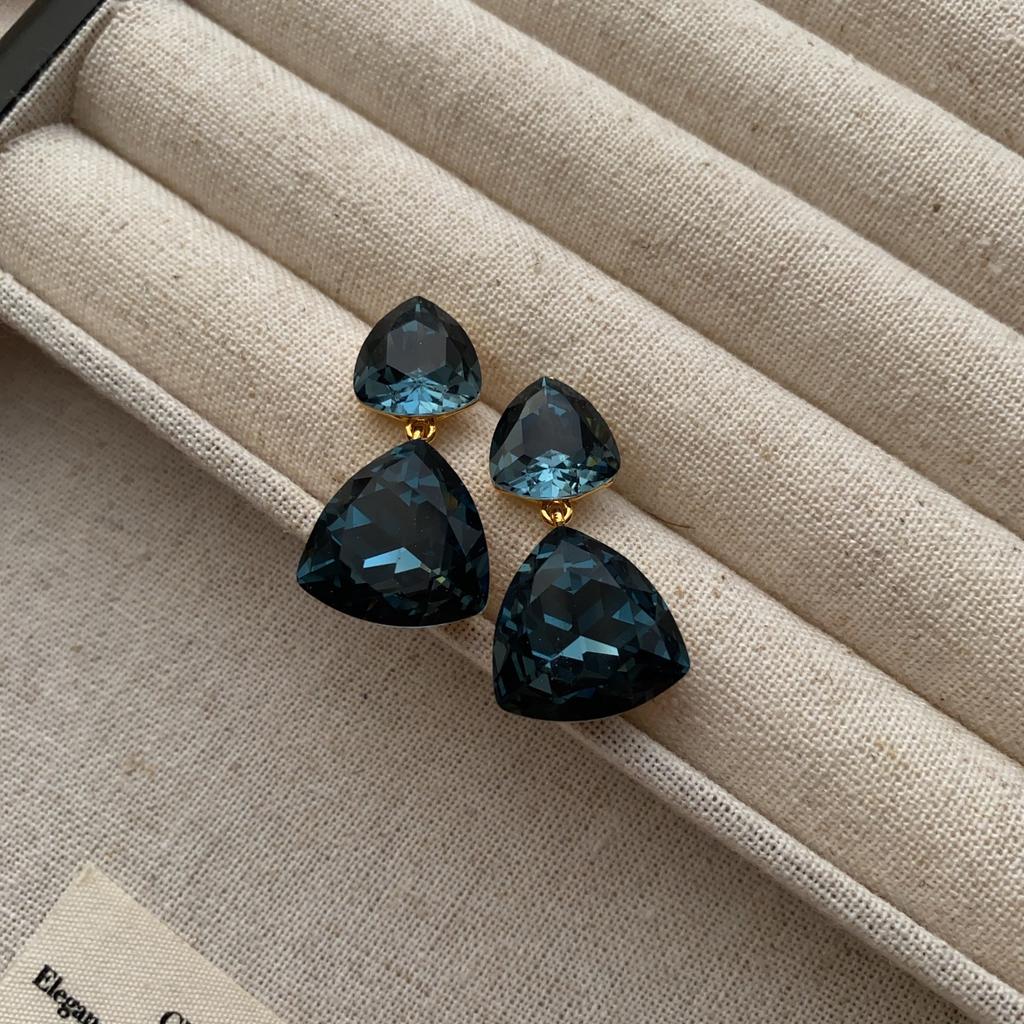 Triangular zircon stud earrings women's high-end fashion versatile sweet delicate temperament shining earrings romantic dream