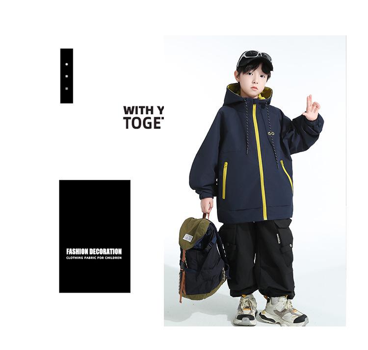 Hübsche Big Boy 2025 Frühling-Herbst Outdoor Kapuzen-Windjacke