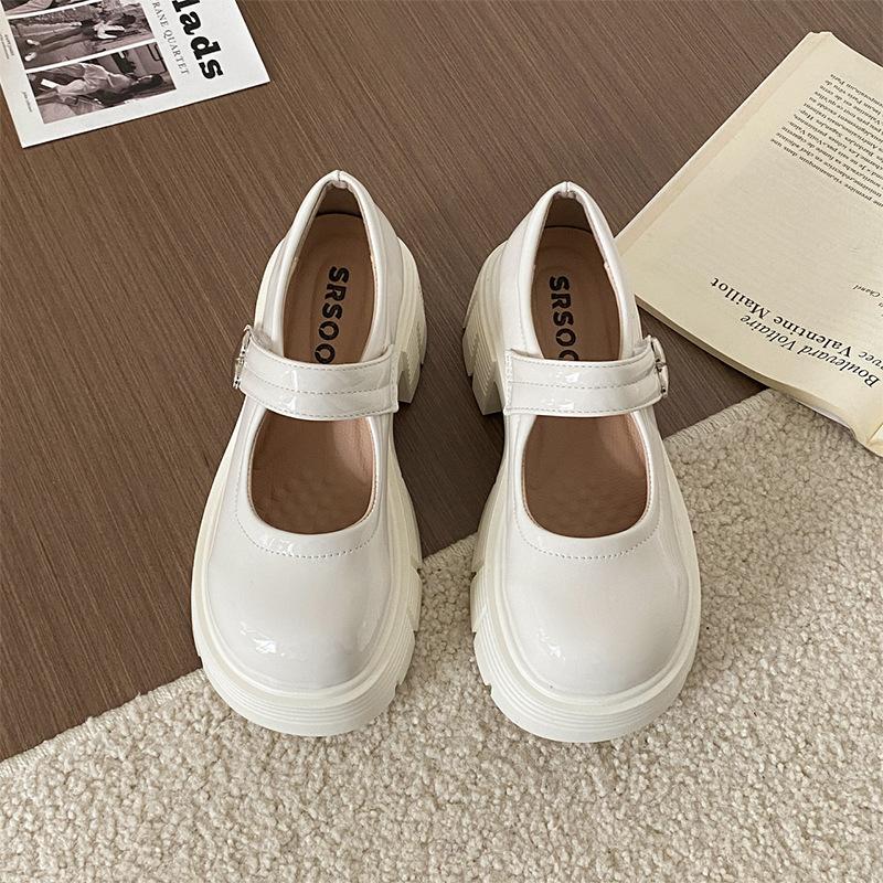 

Shallow mouth JK versatile loafers women s 2025 spring new round head British style retro platform high-heeled small leather shoes 40