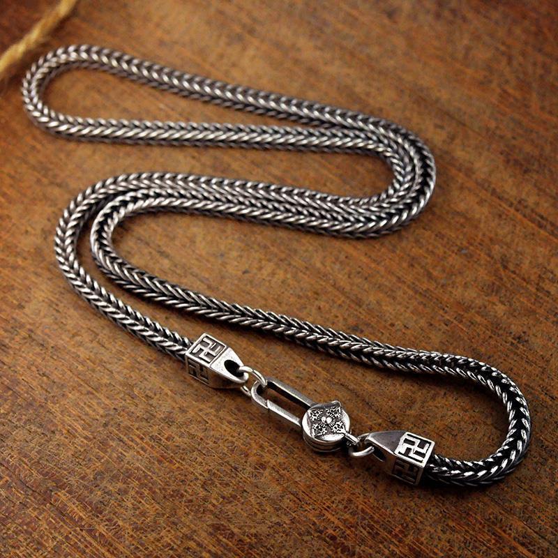 Men's Retro Italian Fox Tail Necklace - Minimalist and Rugged Chain.