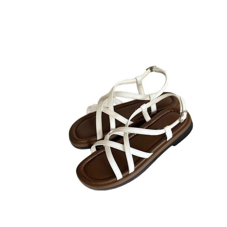New Flat-bottomed Woven Sandals Women's 2025 Summer New Outer Wear Soft Sole with Casual Beach Cool