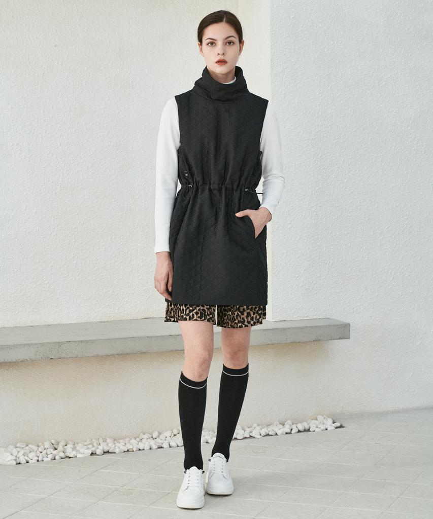 AIMSWING+8 Turtleneck Jacquard Dress (Black)