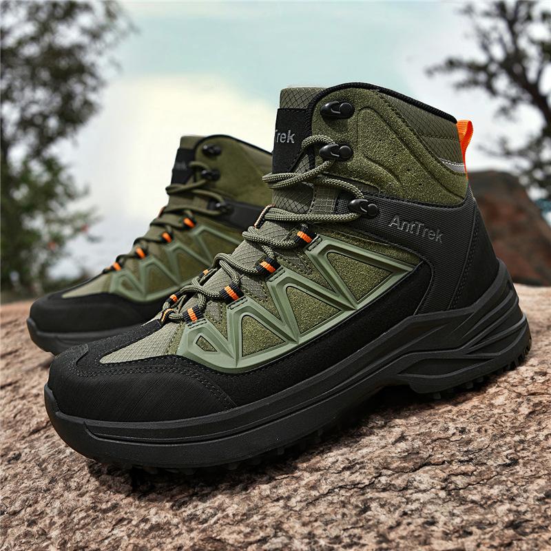 Men's shoes new winter velvet outdoor shoes running shoes men's thick-soled heightening military boots hiking hiking shoes