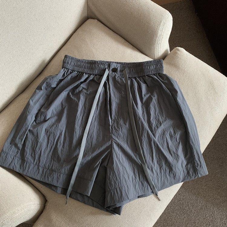 Women's Minimalist Elastic Waist Wide-Leg Cargo Shorts - Petite, Loose, A-Line, Casual Sportswear