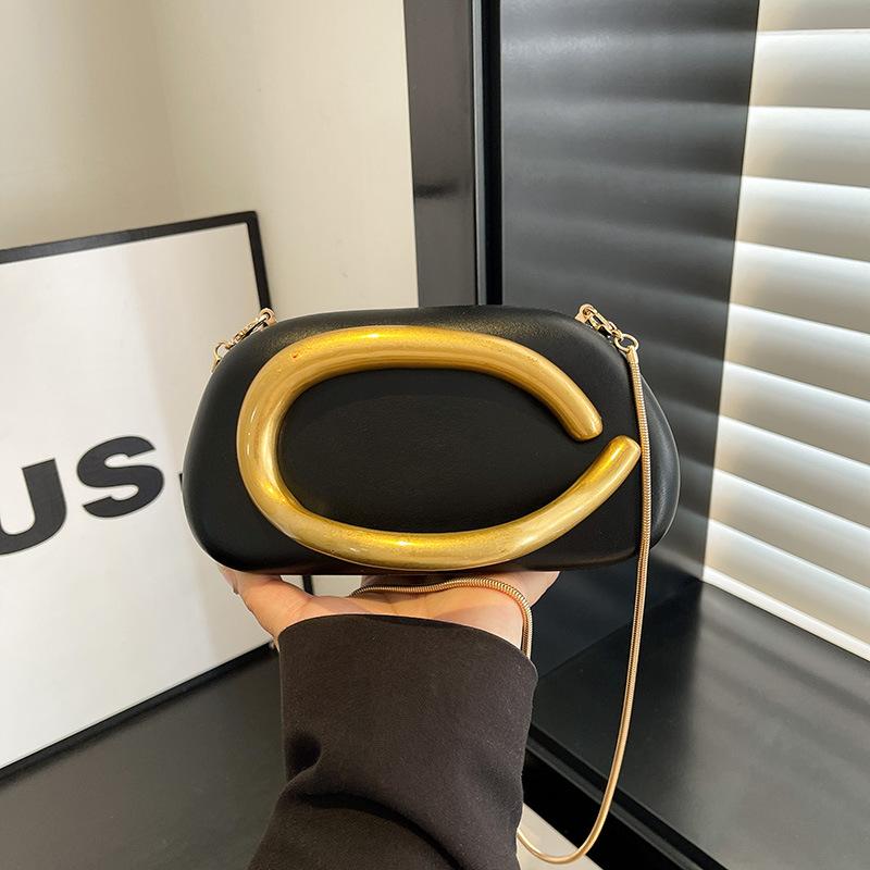 Personalisierte Metall-Kleine Tasche 2025 neu Koreanische Version Mode Nische Schultertasche Damen Kette Umhängetasche Muscheltasche Tide