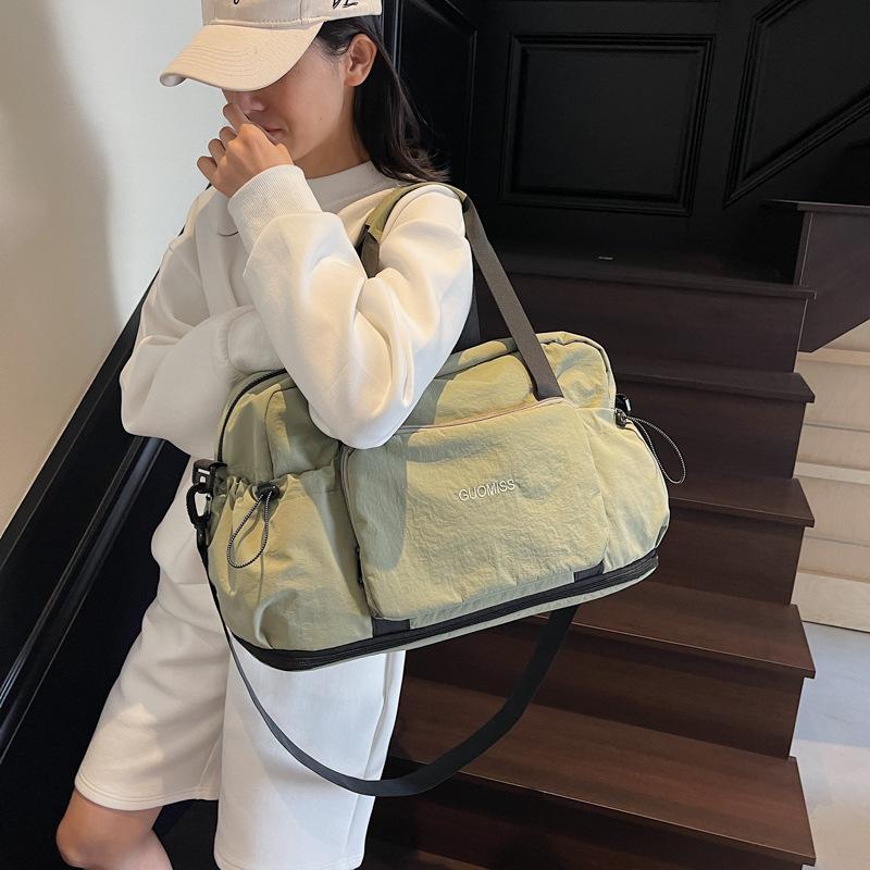 Travel bag Large capacity women's extendable portable storage bag Light commuter luggage bag Outdoor sports fitness bag