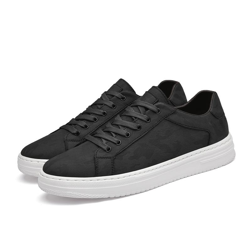 Trendy Men's Sneakers Board Shoes Fashion Minimalist Style Youth Outdoor Activities Men's Driving Office Black and White Shoes