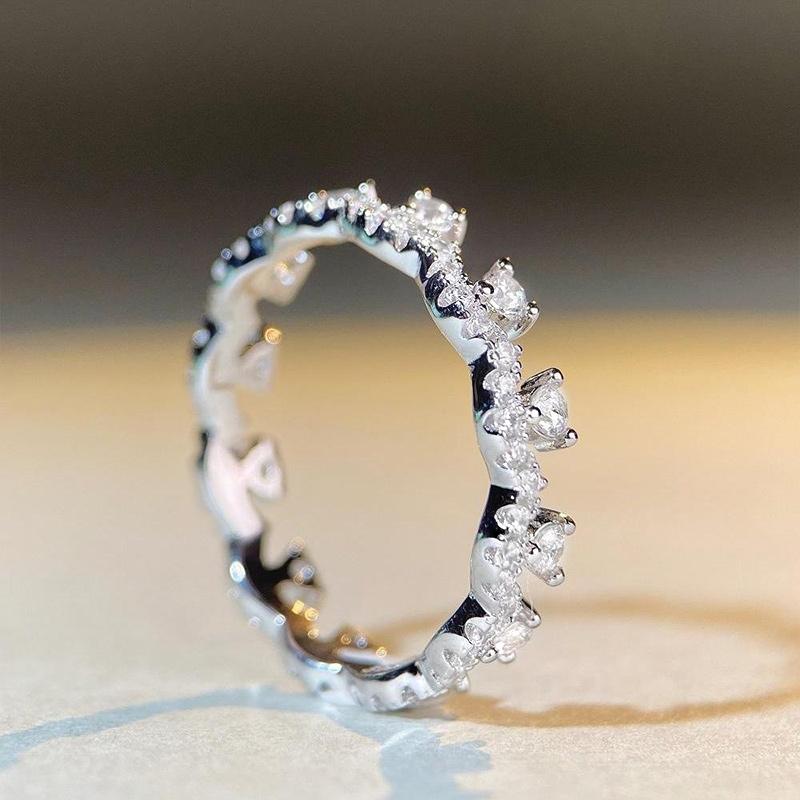 Huitan Sparkling Versatile Finger Ring Lady Engagement Jewelry Fashion Female Bright Zirconia Accessories for Wedding Ceremony