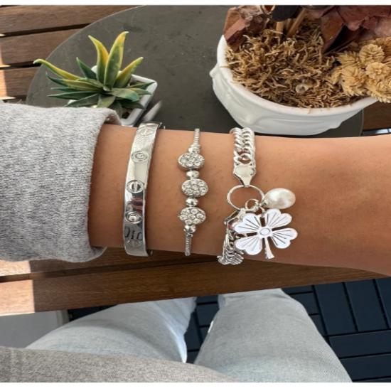 Women's Original 3 Pcs Bracelet Set Color Doesn't Discard Gift Packed