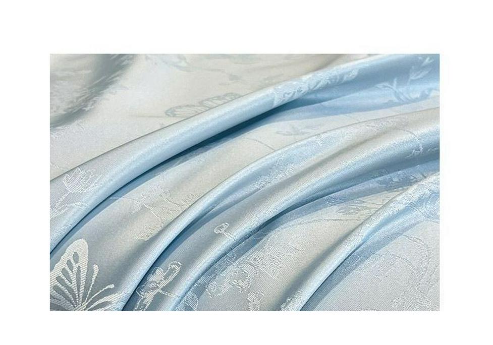 Luxurious Ice Silk Jacquard Duvet Cover Set - Summer Silky Bedding, Light Nude Three-Piece Set.