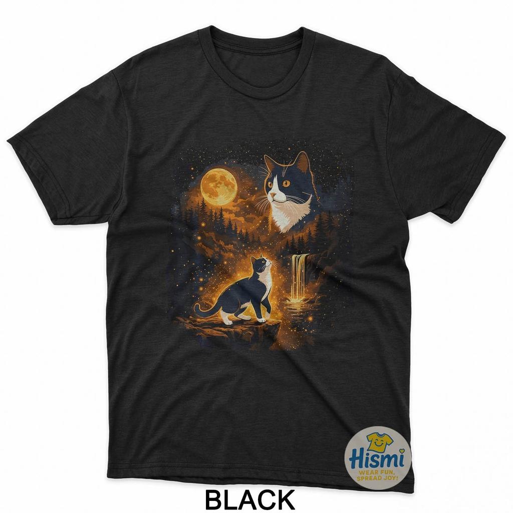 Vintage Moonlight Tuxedo Cat Howling Looking At The Moon T-Shirt