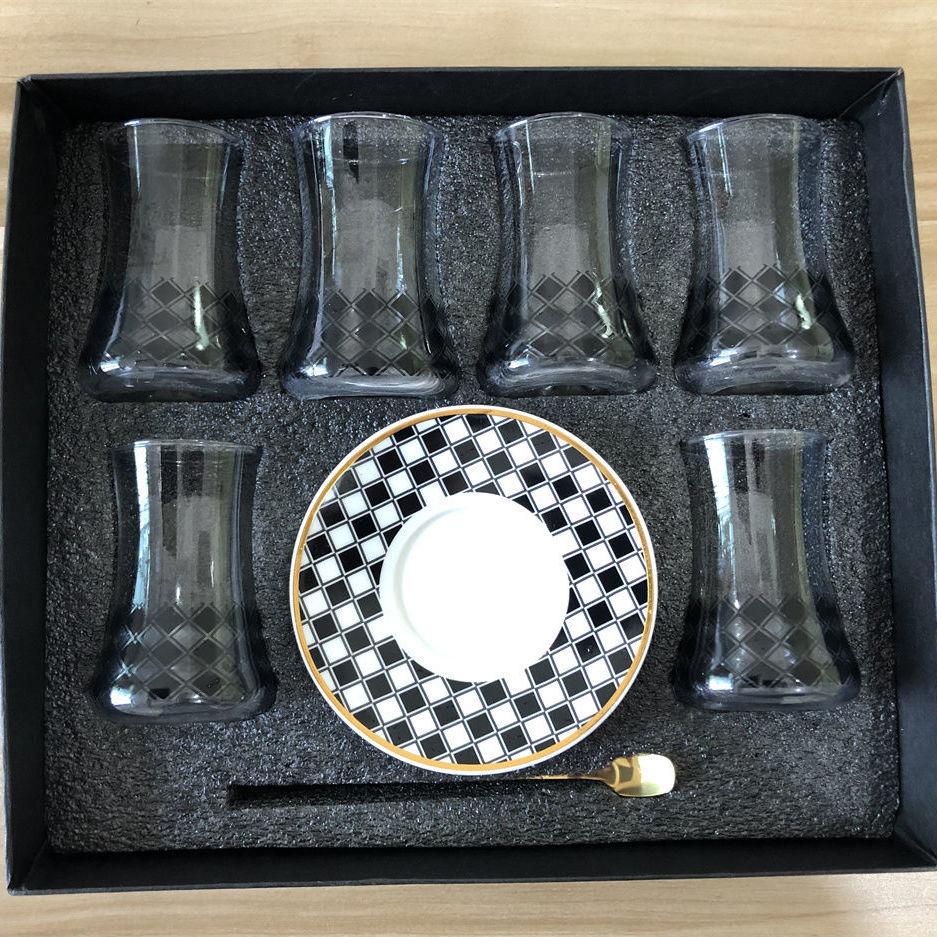 6 Ensembles Tasses à Thé Turques Tasses Ensemble Soucoupes avec Cuillère Tasse à Café Romantique Exotique Tasse à Thé en Verre Décoration de Cuisine Boîte Cadeau