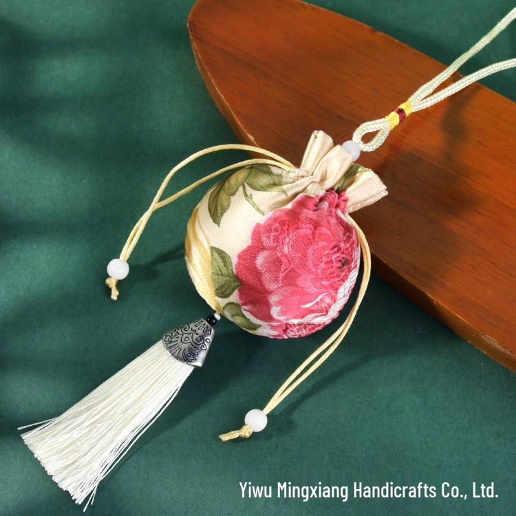Chinese Mugwort Sachet: Traditional Herbal Mosquito Repellent Car Ornament - Dragon Boat Festival Pendant
