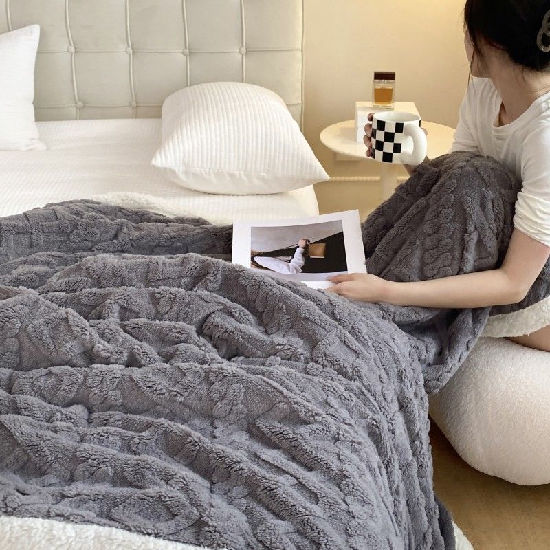 Lamb Fleece Blanket Winter Thickened Nap Office Shawl Air Conditioner Fleece Blanket Coral Fleece Sofa Blanket