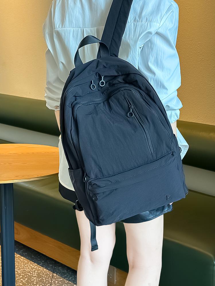 

Japanese Luxury Waterproof Oxford Backpack for Women 2025: Versatile Fashion Travel & School Bag чорний