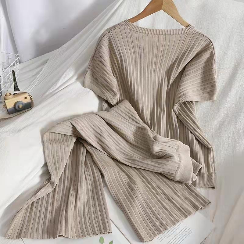 Summer Thin Korean Version Pullover V-neck Solid Color Top Versatile Nine-point Wide-leg Pants Pleated Knitted Two-piece Suit