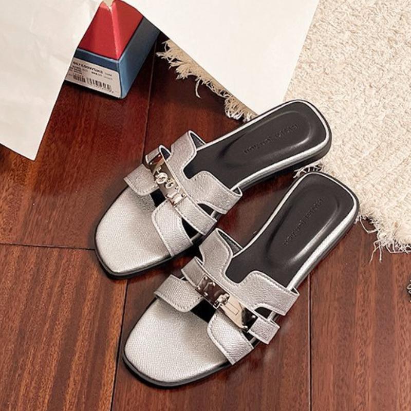 Silver Sandals with Gold Buckle for Women, Retro Peep-Toe Flat Slippers, Perfect for Summer Outing and Beach