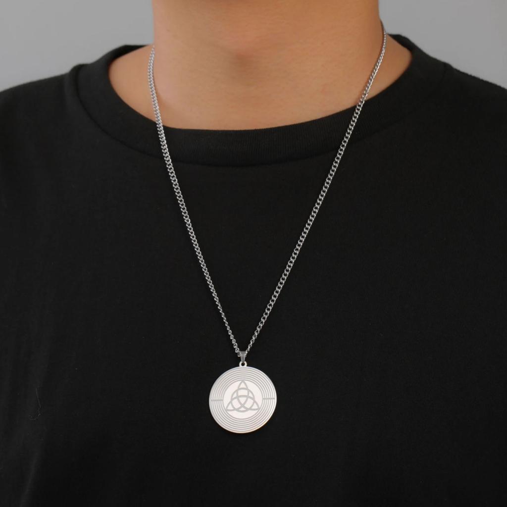 LIKGREAT Triquetra Symbol Pendant Necklace Stainless Steel Trinity Irish Celtic Witch Knot Amulet Religious Jewelry Gifts