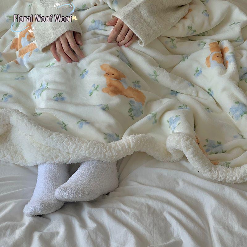 Cozy Lamb Fleece Blanket - Soft, Warm Shawl for Office, Sofa, or Dorm Naps.