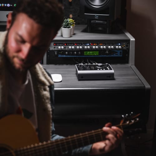 audient iD24 10-in/14-out USB audio interface