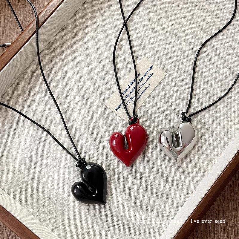 Love Pendant Necklace, Long Style Sweater Chain, Women's Accessory, Collar Chain, Neck Chain, Jewelry