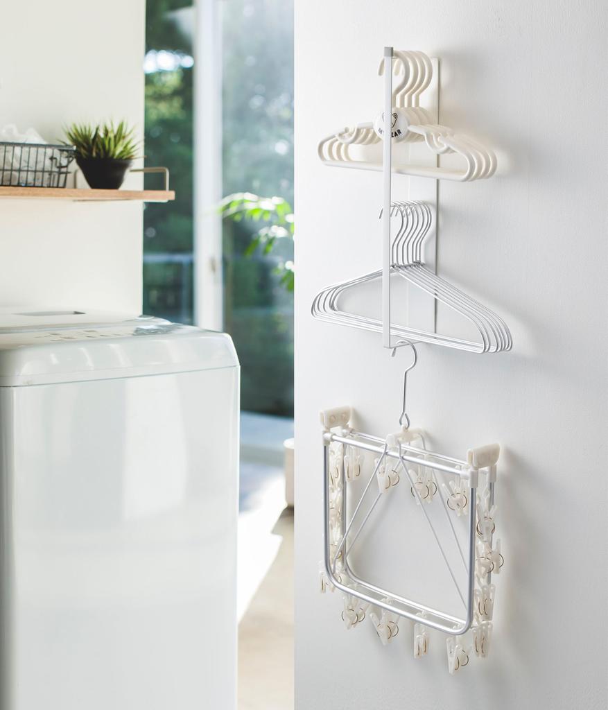 Yamazaki Jitsugyo 3585 Magnetic Laundry Hanger Storage Rack, White, Approx. W6 X D8.5 X H46cm, Plate Hanger Storage, Next To Washing Machine, Easy
