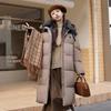 The New Contrasting Down Cotton Jacket for Winter 2025 Is a Women's Over-the-knee Mid-length Thickened Loose Cotton Jacket