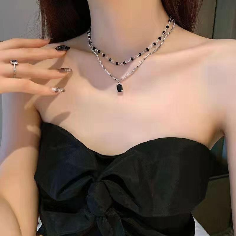 Vintage Bohemia Coin Letter Layered Chain Necklace For Women Shell Pearl Moon Long Choker Collar Pendant Butterfly Necklace