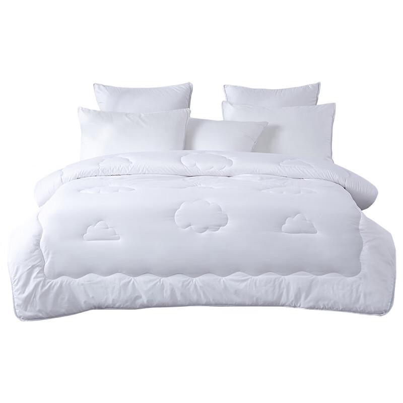 

Mengjie Grace All-Season Quilt