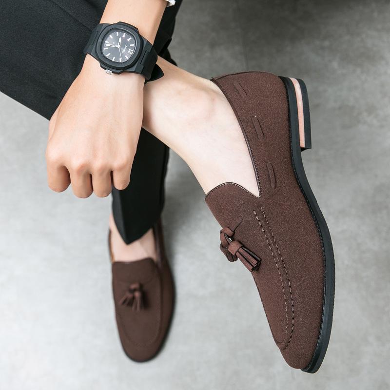 Plus Size Men's Round Toe Leather Slip-On Loafers - Solid Color Retro Moccasins