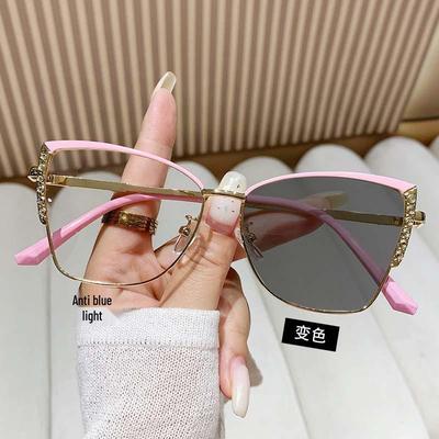 Montures de lunettes œil de chat pour femmes avec strass: Lunettes Photochromiques & Anti-Lumière Bleue Tendance