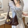 2026 Women's Retro Leather Tote: Large Capacity, Solid Color, Commuting Shoulder & Crossbody Bag