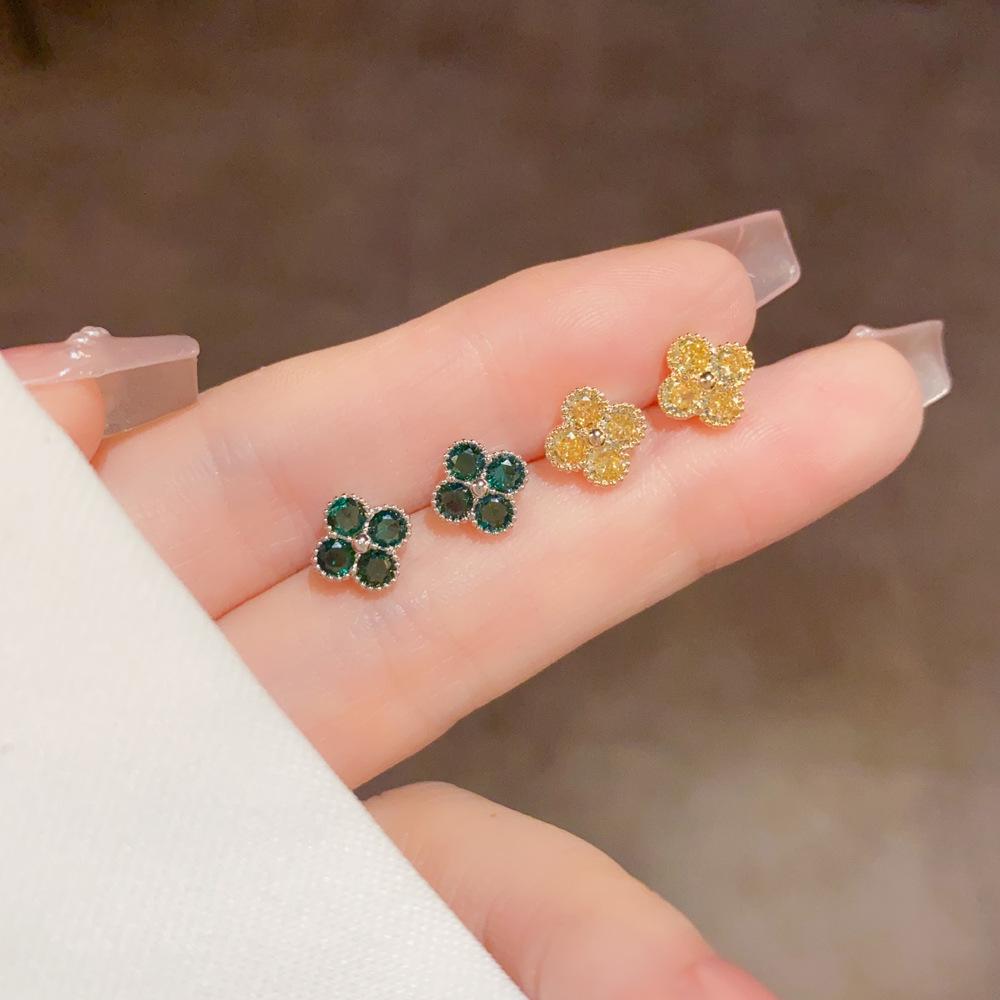 Japanese-Korean Style Zircon Four-Leaf Clover Stud Earrings: Elegant, Versatile, and Shiny for Daily Wear