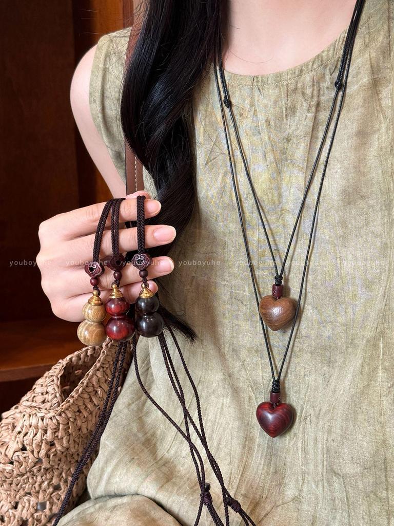 Sandelholz Kürbis Herz Lange Halskette - Retro Ethnischer Stil Damen Anhänger und Pulloverkette