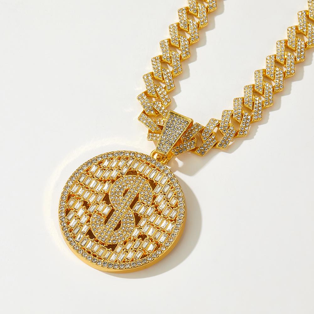 Colgante de Moneda de Dólar con Pedrería Hip Hop con Cadena Cubana Dorada - Accesorio Unisex de Moda